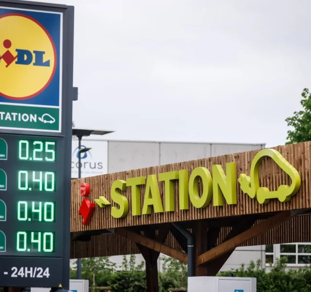 totem carburant station service